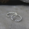 DIAMOURA TWISTED RING