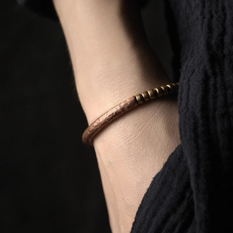 DIAMOURA HAMMERED COPPER BRACELET