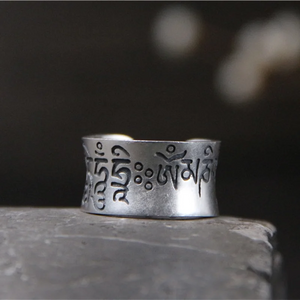 DIAMOURA SIX TRUE WORDS RING