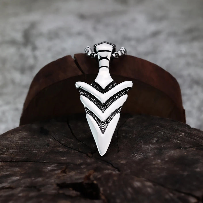 DIAMOURA SWORD NECLLACE