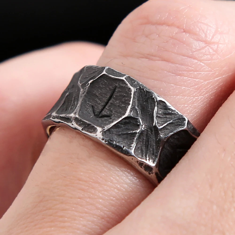 DIAMOURA RUNE RING