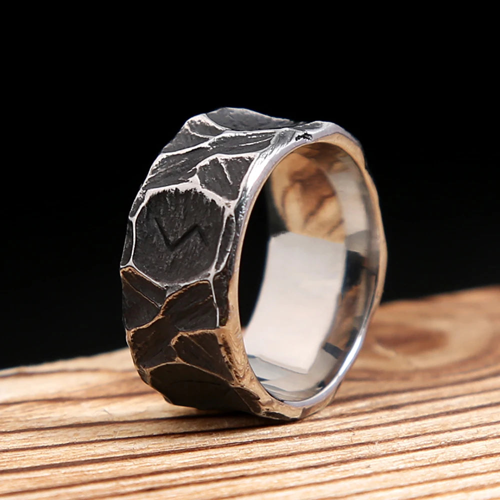 DIAMOURA RUNE RING